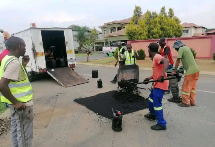 Pothole Fixing